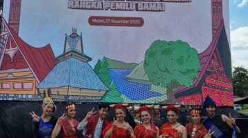 Polres Tanah Karo Turut Memeriahkan Gelar Seni Budaya Lintas Etnis dan Agama Dalam Rangka Deklarasi Pemilu Damai Wilayah Sumut